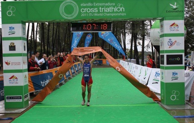 eta del Campeonato del Mundo Triatlón Cross en el anillo