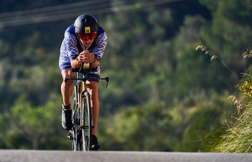 ciclista Rodando en Mallorca