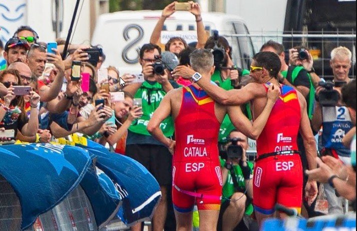 Documentaire: «Abanderados del effort», avec le Paralympique Héctor Catalá