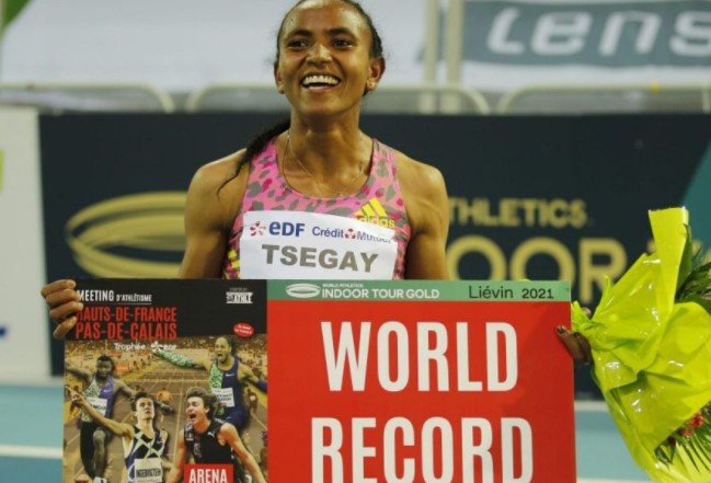 Gudaf Tsegay Weltrekord von 1,500 Metern Indoor