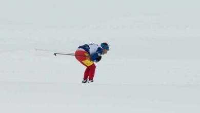 Segmento de esqui cross-country em um triatlo de inverno