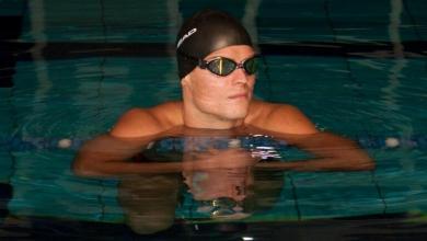 A swimmer with the HEAD Swimming Tiger Race LiquidSkin