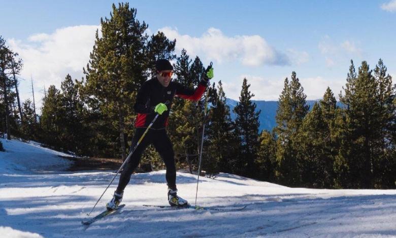 / Eneko Llanos fait du ski de fond