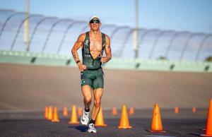 entrenamiento 8X1.000 de Lionel Sanders