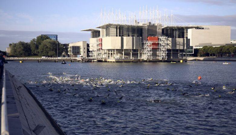 Fordern Sie das Lisboa-Schwimmsegment heraus