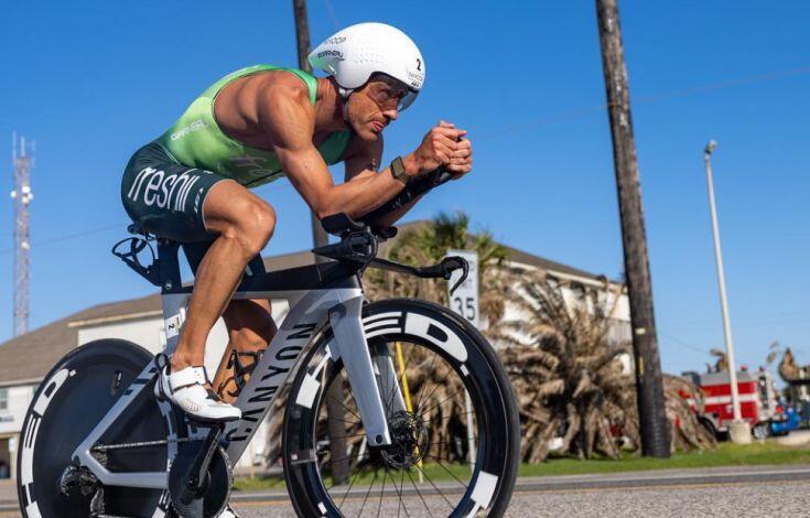 Lionel Sanders wins the IRONMAN 70.3 St. George