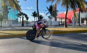 Javier Gómez Noya gewinnt die Cancun Challenge
