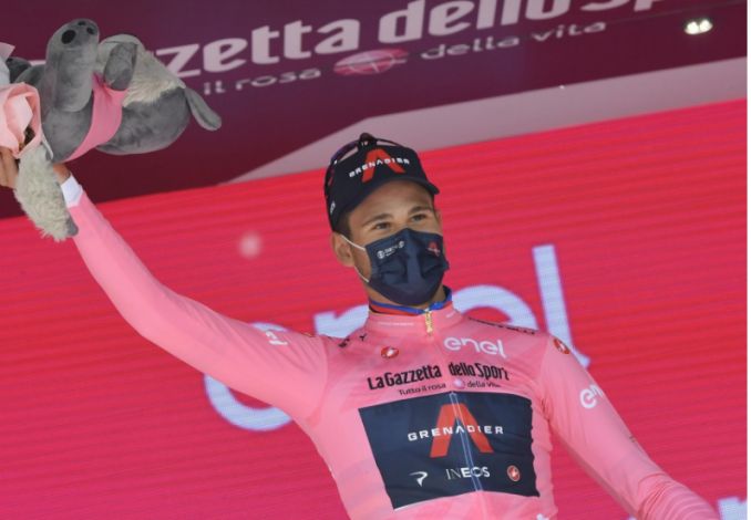 Filippo Ganna is the first Pink Jersey of the Giro d'Italia 2021