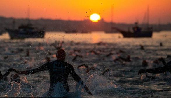 Open-Water-Schwimmbrillengläser Polarisiert oder gespiegelt?