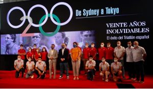 Foto de família_FETRI_Presentação da equipe olímpica.j