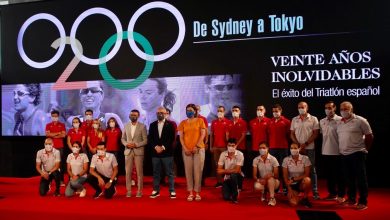 Photo de famille_FETRI_Présentation de l'équipe olympique.j