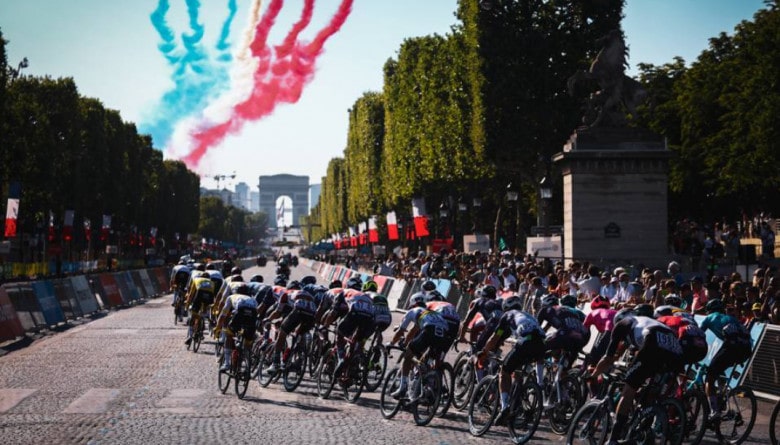 How much have cyclists made in the Tour de France?