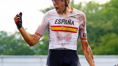 Inverse pone a la venta una edición especial del maillot y culotte de la selección española en Tokio 2020