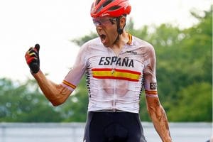 Derniers jours pour commander le maillot et short de cyclisme espagnol
