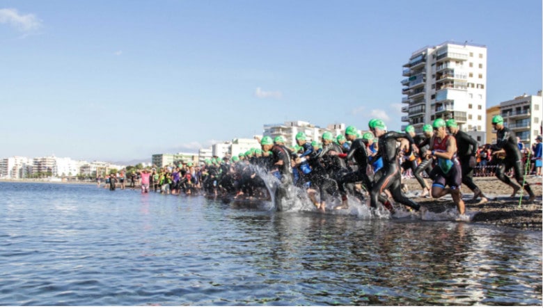 3.000 triathletes will be in Roquetas de Mar in the 5 FETRI competitions