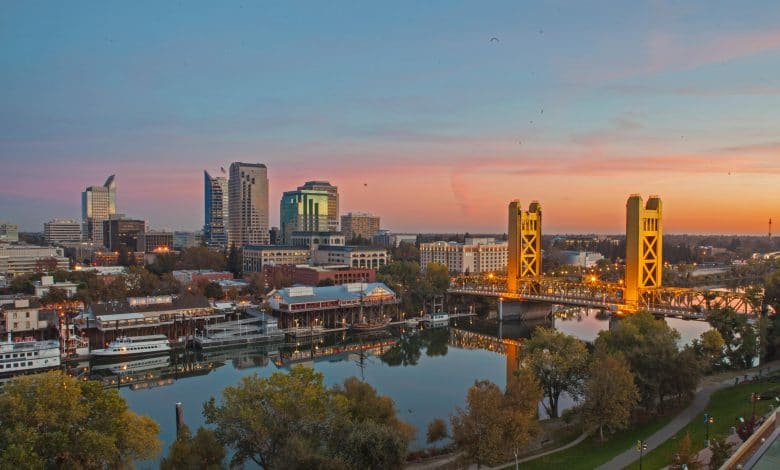 IRONMAN / Image of Sacramento