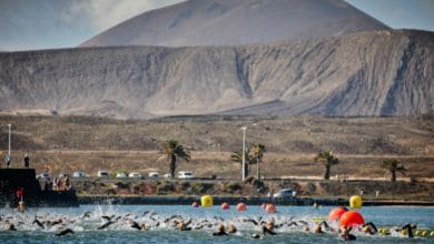 Nager dans le Volcano Triathlon de Lanzarote