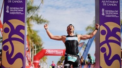 Un atleta acabando el ICAN Gandia