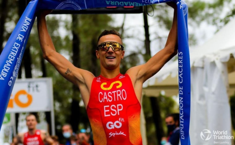 @bensnapsstuff/ David Castro vince la Coppa Europea di Triathlon a Quarteira