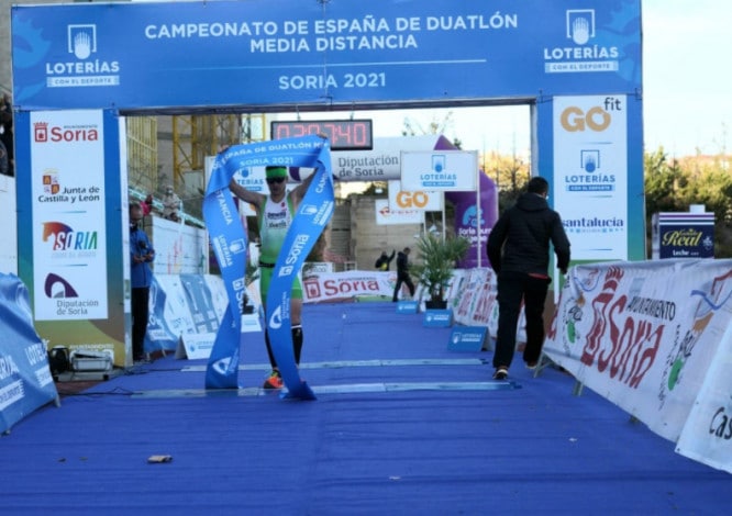 FETRI / Albert Moreno champion d'Espagne de duathlon md 2021