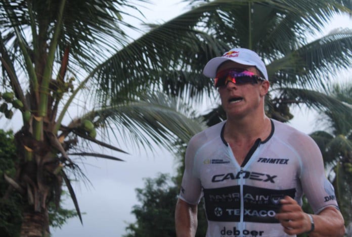 Kristian Blummenfelt arrasa en su debut en el IRONMAN Cozumel