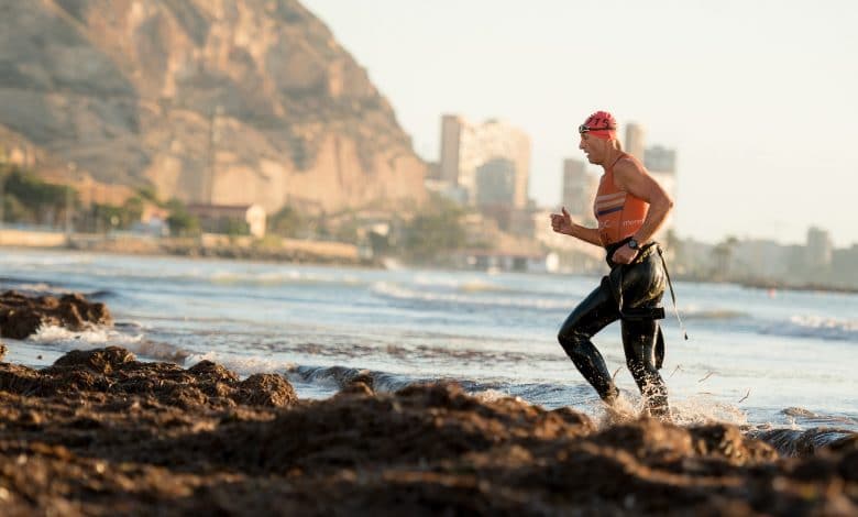 O Aquabike ICAN Triathlon Alicante abre inscrições