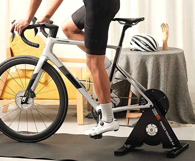 Los mejores rodillos para bicicleta para entrenar en casa