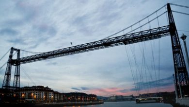 El puente Bizkaia será el icono del Campeonato de Europa de Acuatlón