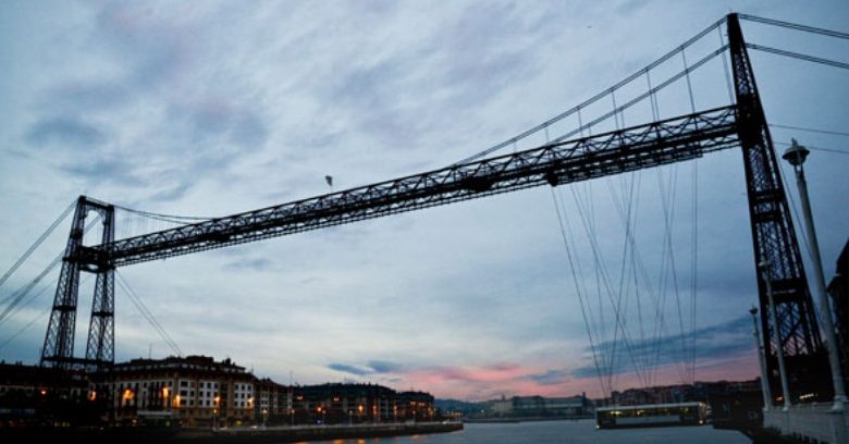 Die Bizkaia-Brücke wird die Ikone der Aquathlon-Europameisterschaft sein