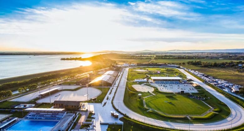 Les championnats du monde d'aquathlon et de triathlon longue distance 2022 auront lieu à Samorin