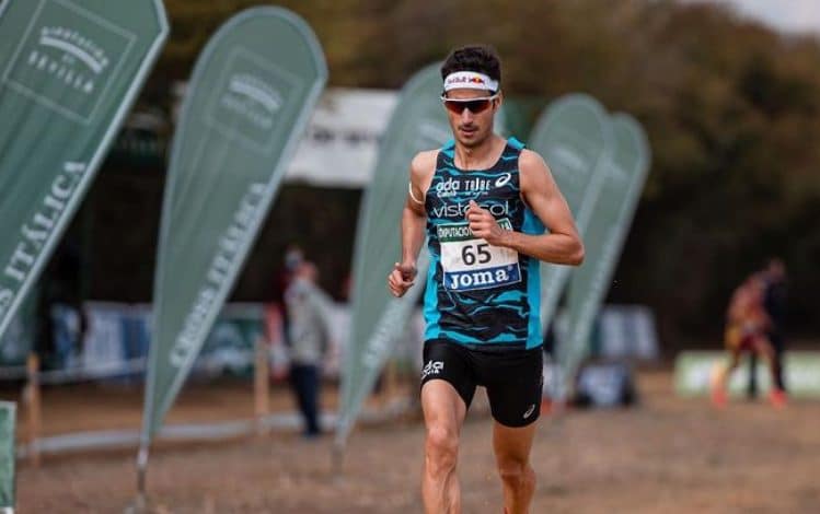 Mario Mola schafft 28:44 im 10 km von Laredo