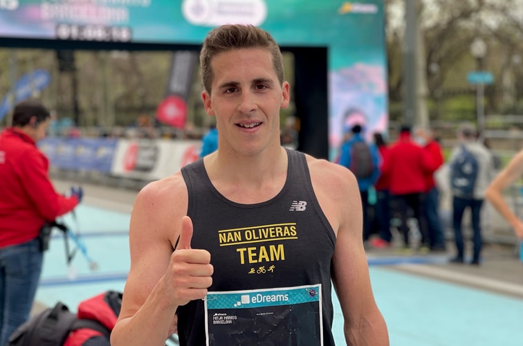 Nan Oliveras 1:04:56 en la media maratón de Barcelona