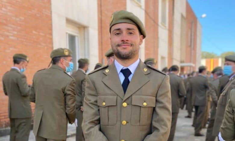 Roberto Sánchez Mantecón goes to the military reserve as an elite athlete.