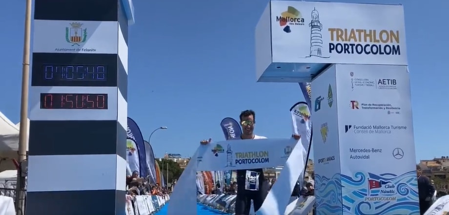 Mario Mola ganando Portocolom