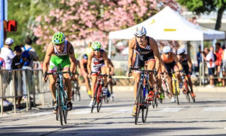 More than 1.700 participants in the Spanish SuperSprint Triathlon Championships