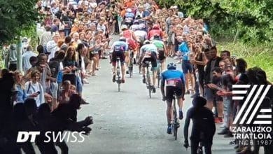 Antonio Benito y Helene Alberdi ganan el Triatlón de Zarautz