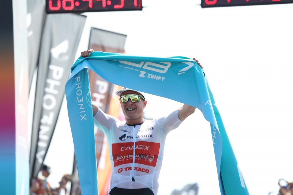 Kristian Blummenfelt ganando en el en el Sub7