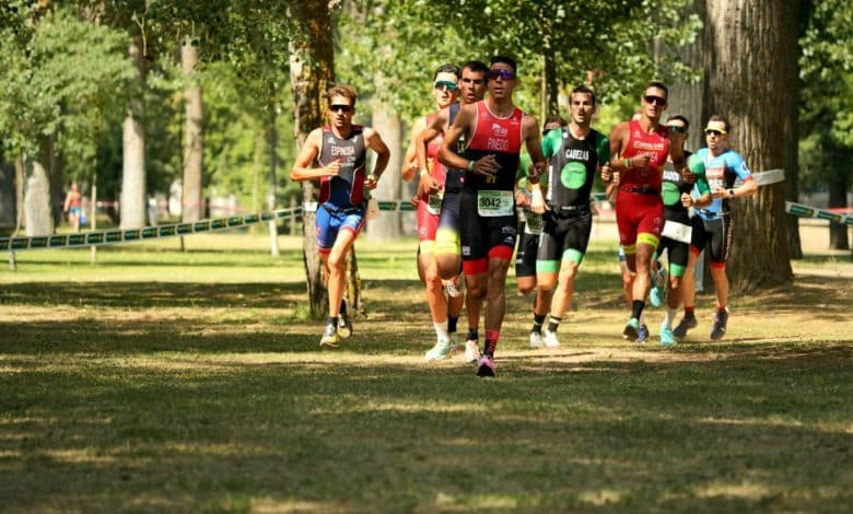 Laura Gómez and Sergio Correa lead the Spanish Duathlon Cross Championship in Almazán