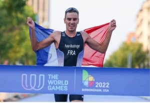 Maxime Hueber und Maurine Ricour gewinnen den Duathlon bei den World Games