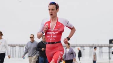 Alistair Brownlee vince l'IROMMAN 70.3 Swansea