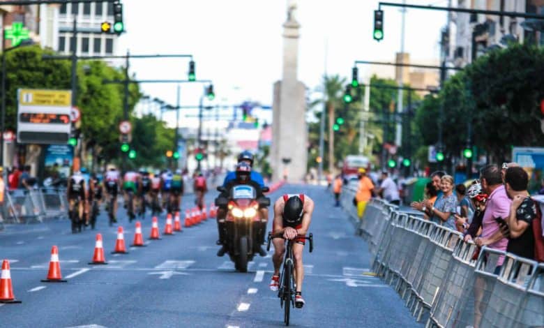 Wo kann man die Triathlon-Weltmeisterschaft 2022 in Valencia live verfolgen?