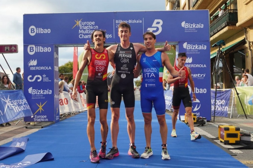 FETRI / Cristian Fernández Silber im europäischen Aquathlon