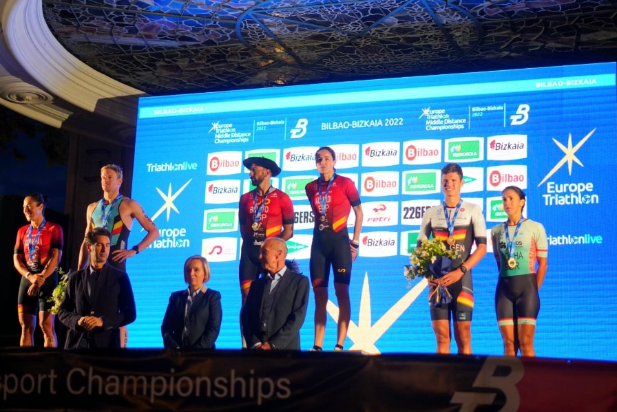 Spanien schließt den European Multisport Triathlon Bilbao Bizkaia an der Spitze des Medaillenspiegels ab