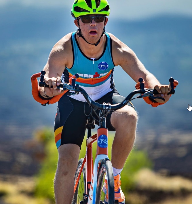 Chris Nikic com seu 1% melhor preparado para o Hawaii IRONMAN - IRONMAN IRONMAN HAWAII-KONA Triathlon News A moto que Chris Nikic vai andar em Kona