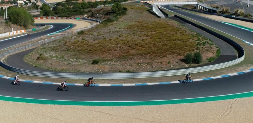 Miles de triatletas tomarán Cascais en el quinto aniversario de IRONMAN en Portugal