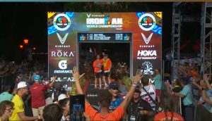 Chris Nikic hace historia en el IRONMAN hawaii