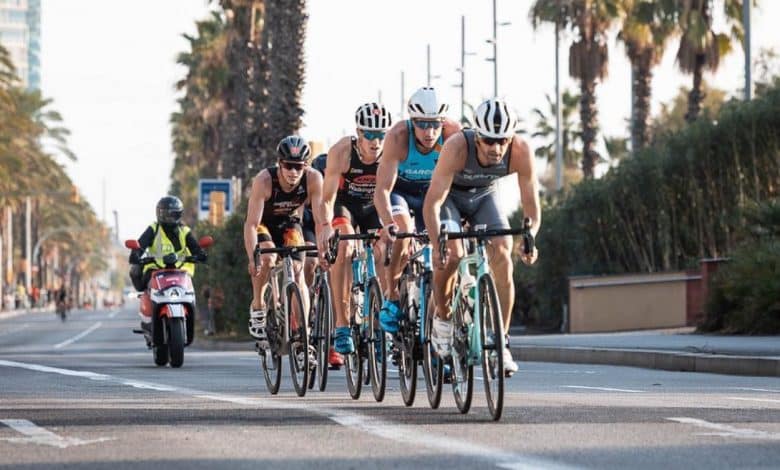 Jordi García y Paula Herrero ganan en el Barcelona Triathlon 2022
