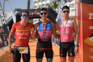 Iñaki Balldellou and Els Visser win the Ibiza Half Triathlon 2022