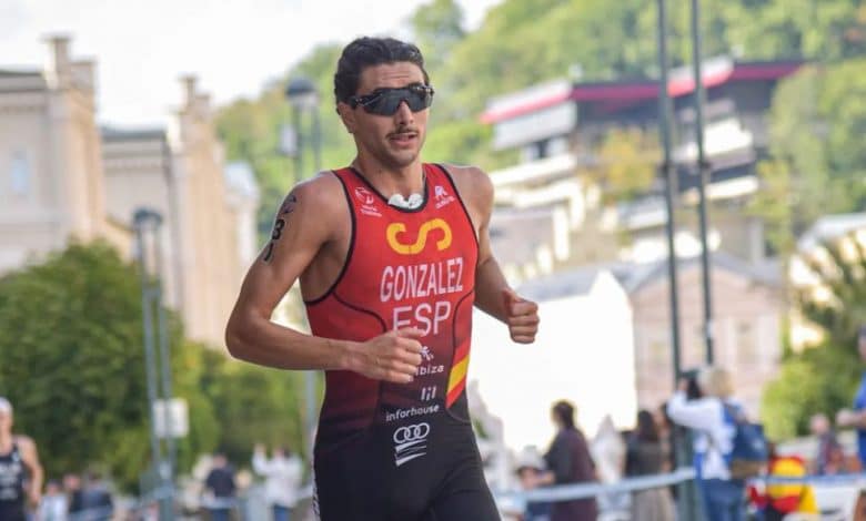 Alberto Gonzalez second in the Miyazaki World Cup