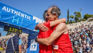 Martín Fiz and Abel Antón at the finish line of the Athens Marathon